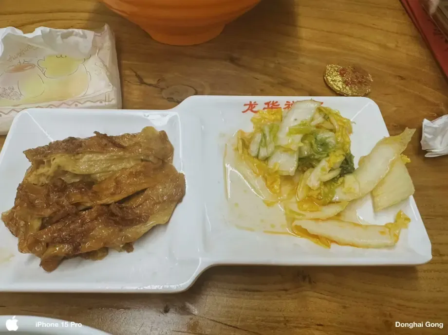 素鸭与凉拌白菜